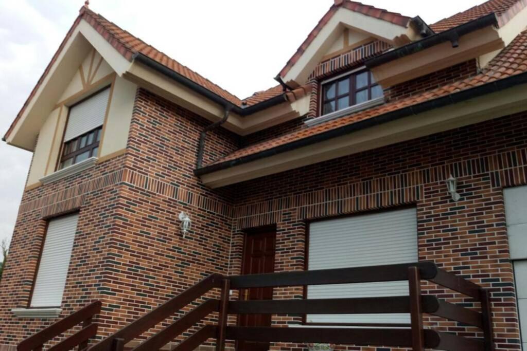 Chalet Cerca De Noja Con Acceso A Spa Beranga المظهر الخارجي الصورة